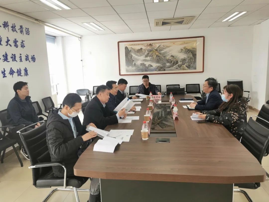 全國人大代表、內蒙古興安盟委書記張曉兵一行到訪中國農業(yè)科學院農產品加工研究所